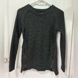 Dex - knit sweater
